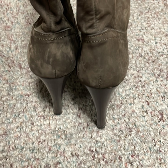 Itilian leather heeled boots - Picture 6 of 8